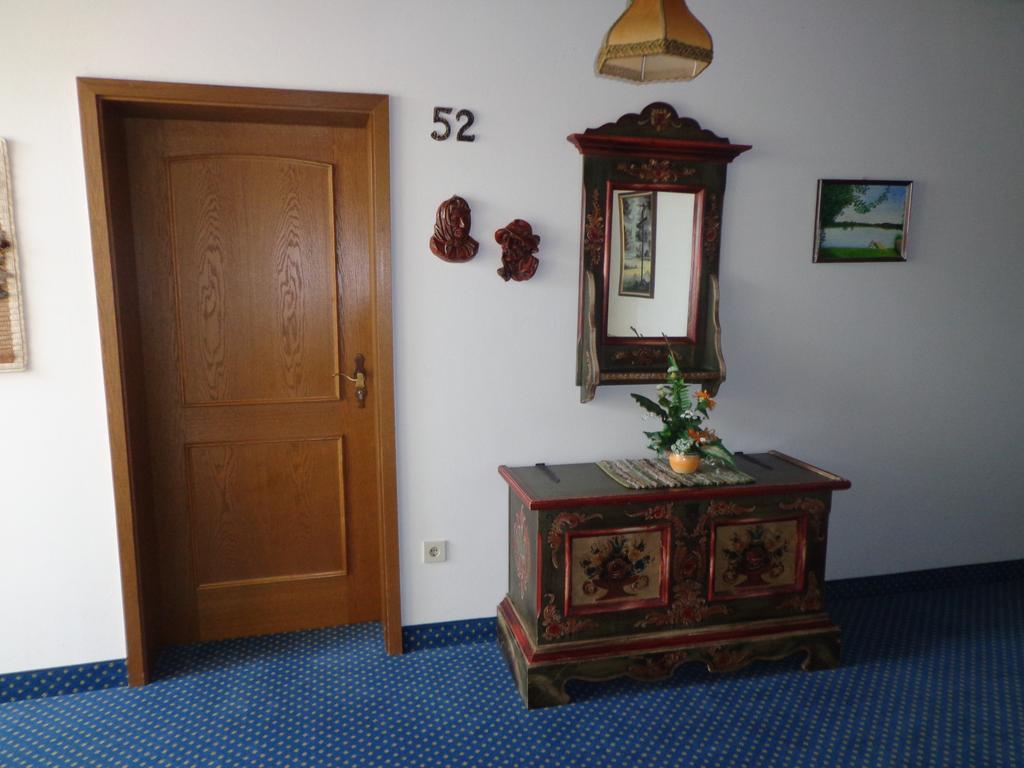 Hotel Am See Neubäu المظهر الخارجي الصورة